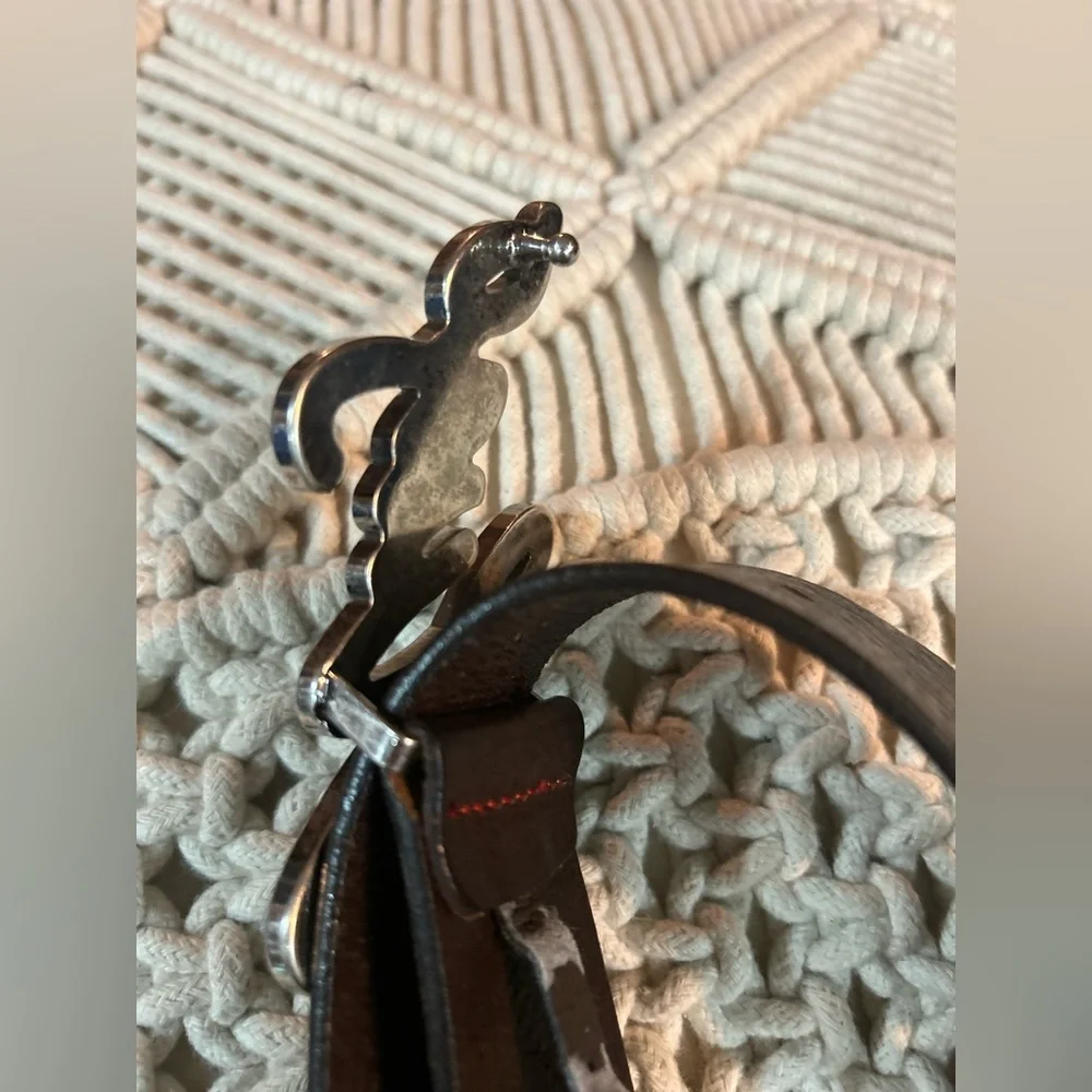 Hugo Boss leather belt - Picture 8 of 11